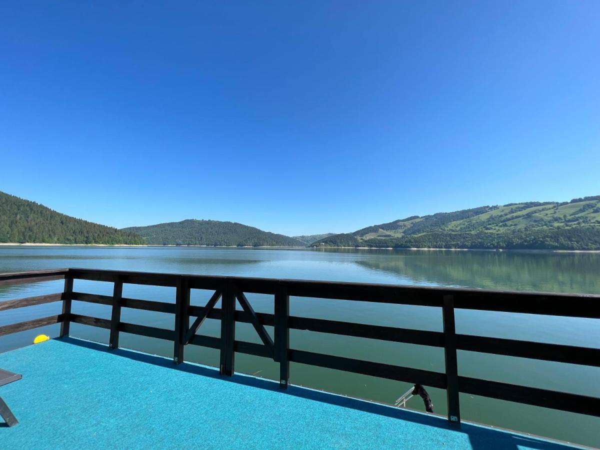 Holiday Bicaz Bungalows On The Lake Dış mekan fotoğraf