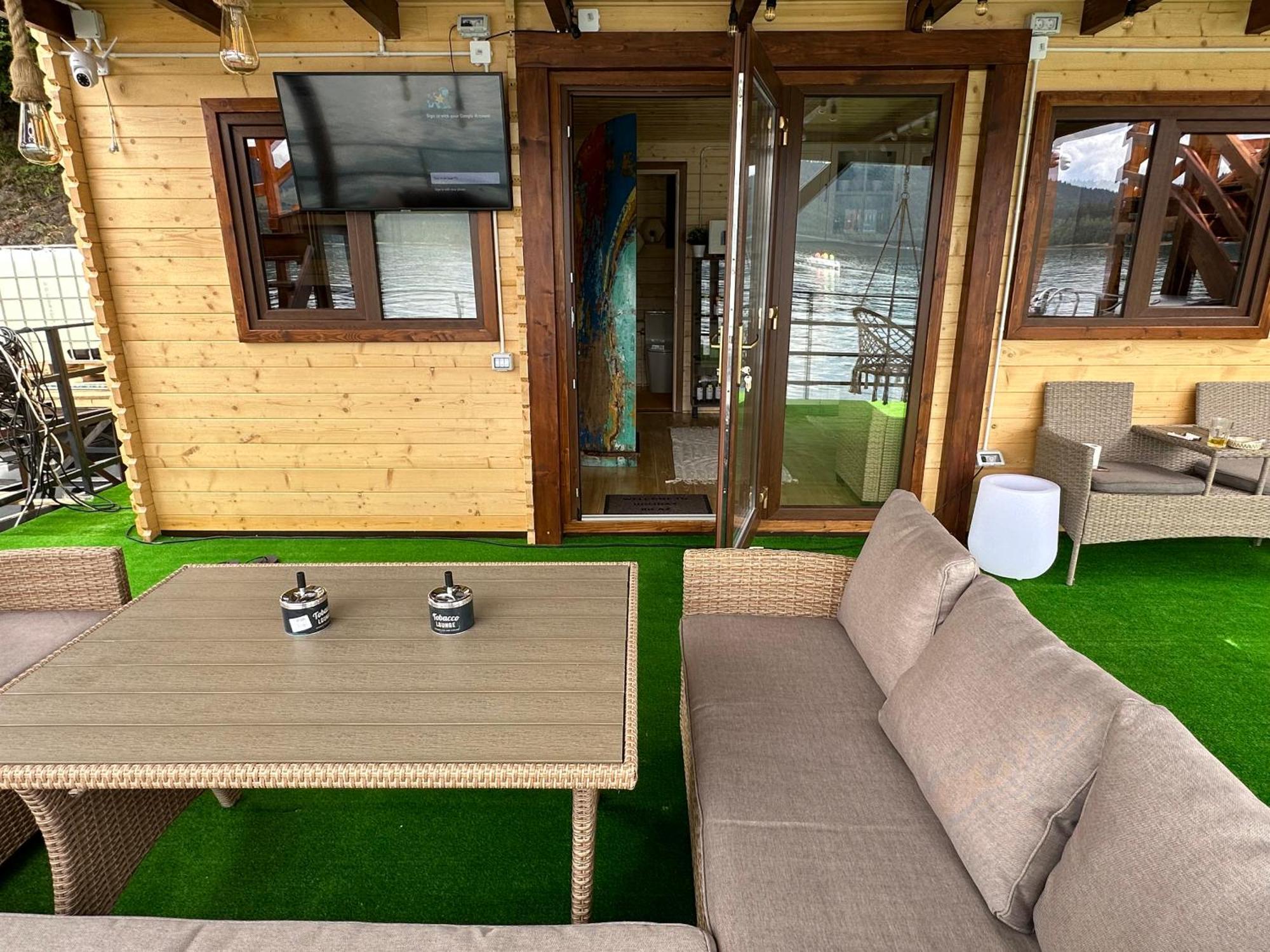 Holiday Bicaz Bungalows On The Lake Dış mekan fotoğraf