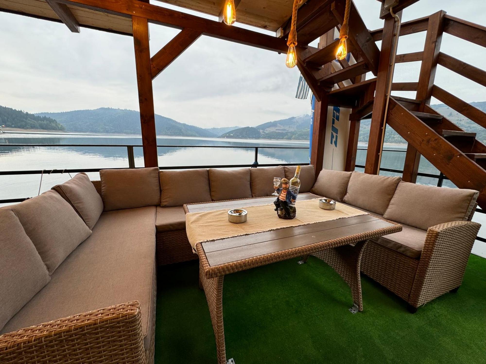 Holiday Bicaz Bungalows On The Lake Dış mekan fotoğraf
